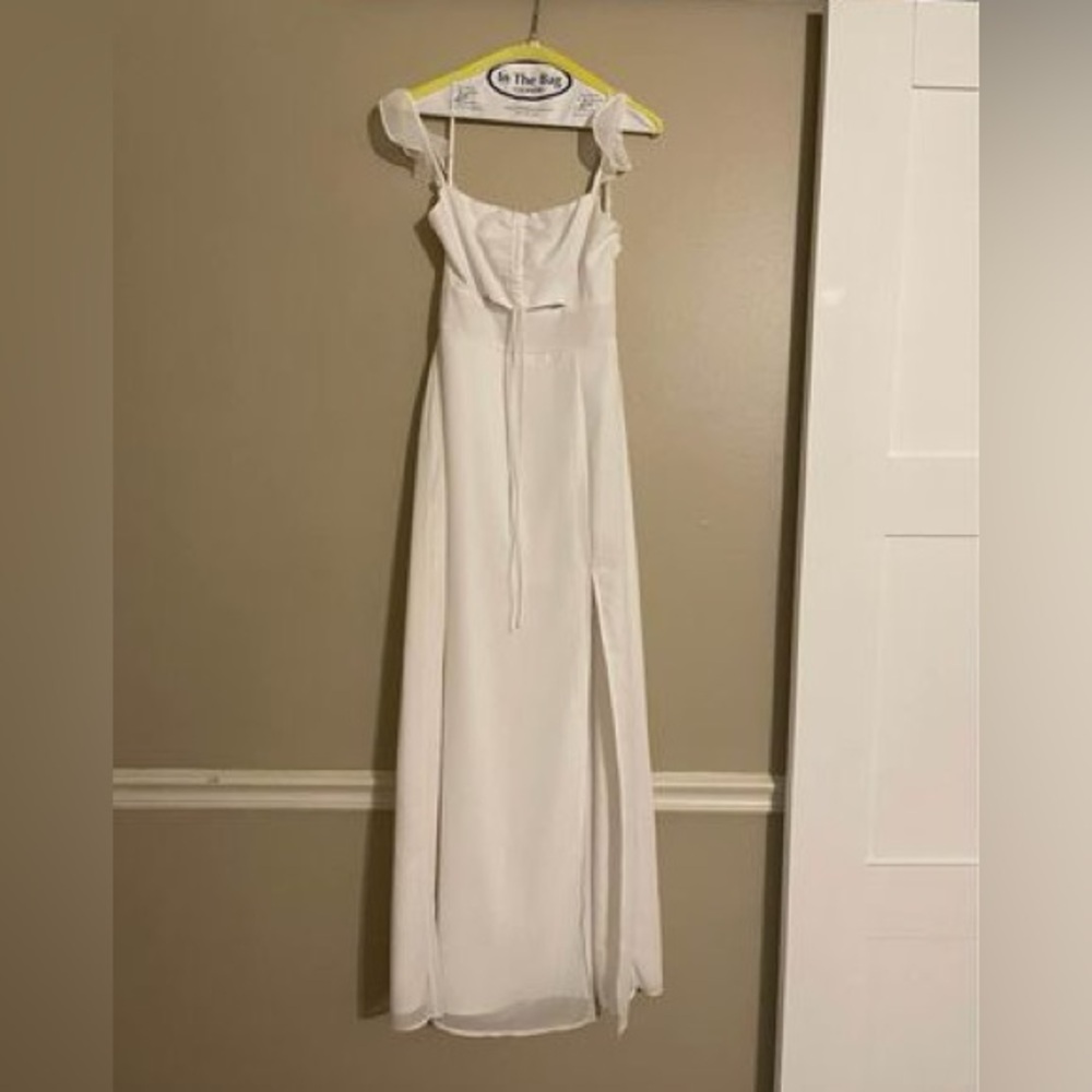 Maxi white dress from lulus. Size small, worn once. Not altered.